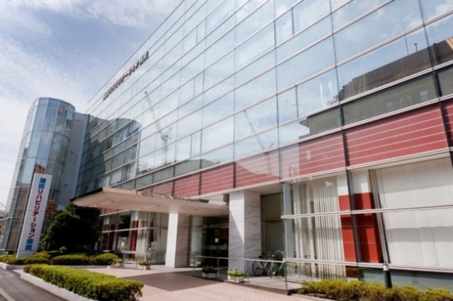 病院　社団法人巨樹の会蒲田リハビリテーション病院（病院）まで855m