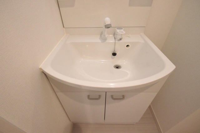 洗面設備　※別室の参考写真の為、現況優先です。