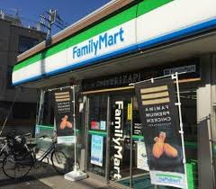 コンビニ　ファミリーマート 三ノ輪橋店（コンビニ）まで382m