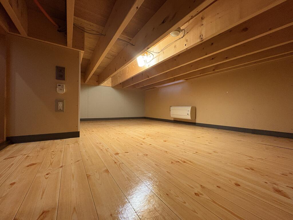 収納　床下収納