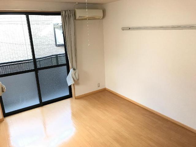 その他部屋・スペース　南西向きの9.3帖洋室