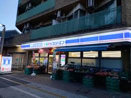 コンビニ　ローソン・スリーエフ松陰神社駅前店（コンビニ）まで135m