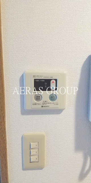 その他設備　給湯機