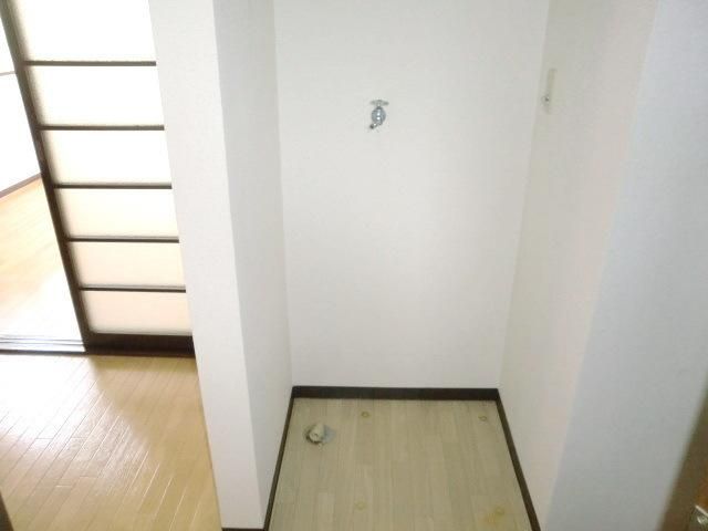 洗面設備　★室内洗濯機置き場です★
