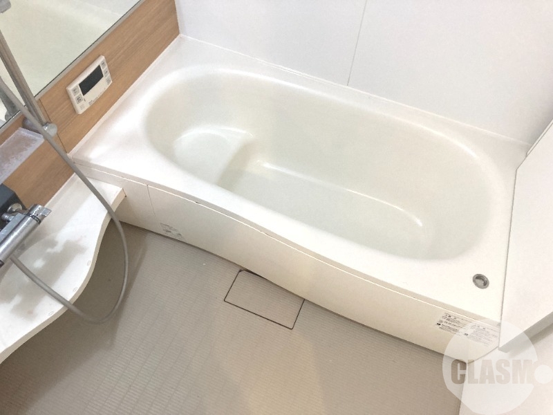 バス・シャワールーム　浴室乾燥機＆追い焚き機能付きバス♪