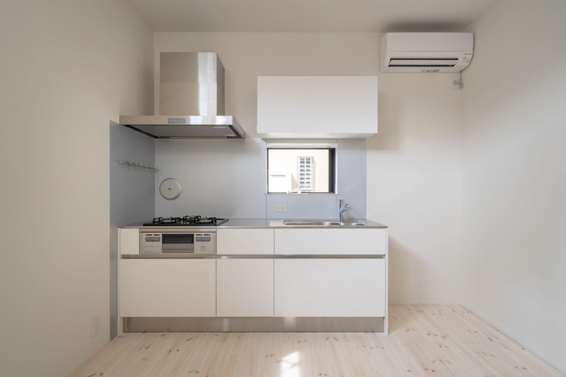 キッチン　窓のあるキッチンで明るいです。