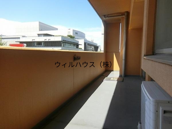バルコニー　広々バルコニー！