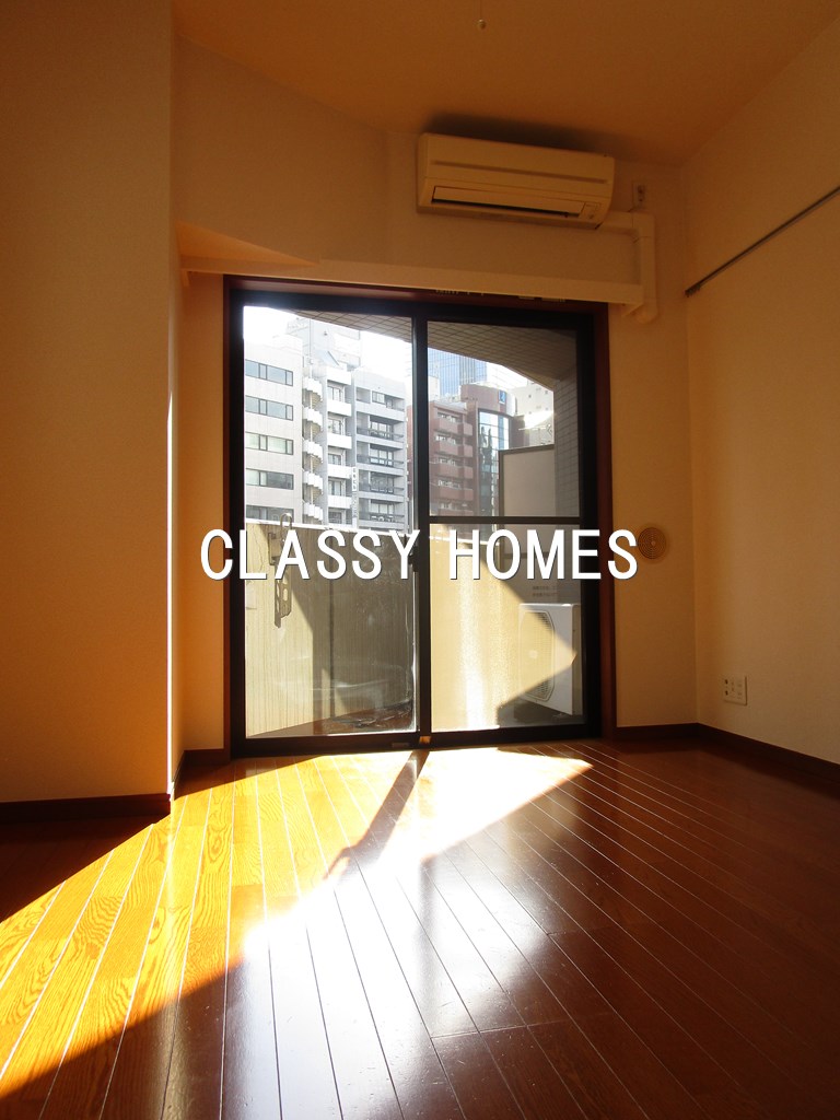 居室・リビング　2006年竣工　パークウェル三田：居室