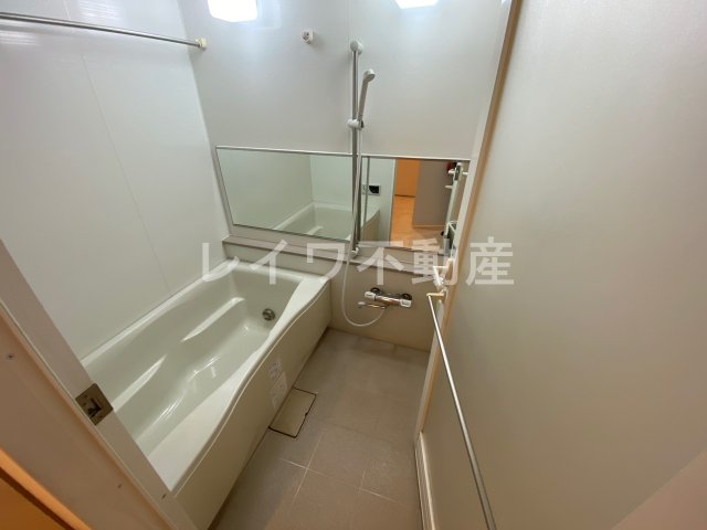 バス・シャワールーム　日々の暮らしに欠かせないお風呂です