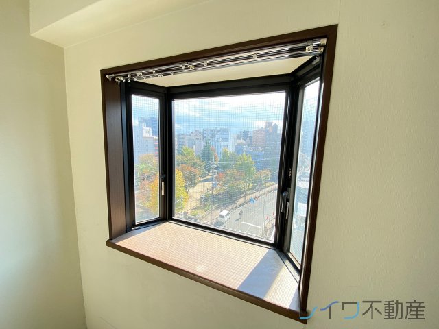 その他　出窓です