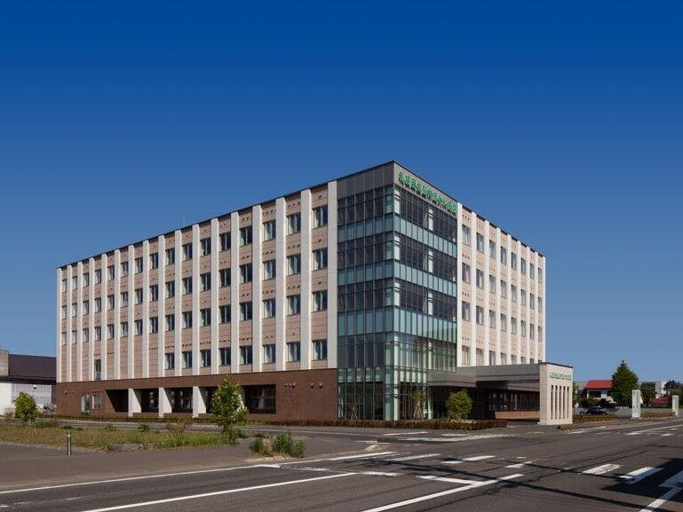 病院　医療法人札幌麻生脳神経外科病院（病院）まで710m