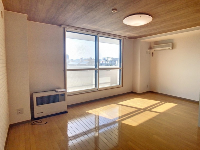 居室・リビング　リビング１