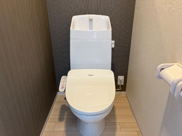 トイレ　シャワー付トイレ