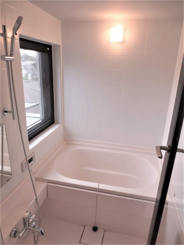 バス・シャワールーム　※別部屋参考写真