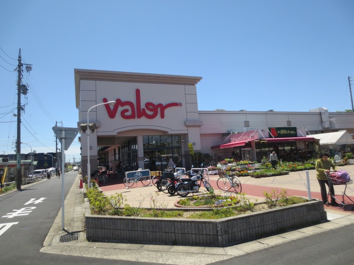 スーパー　バロー高蔵寺店（スーパー）まで213m