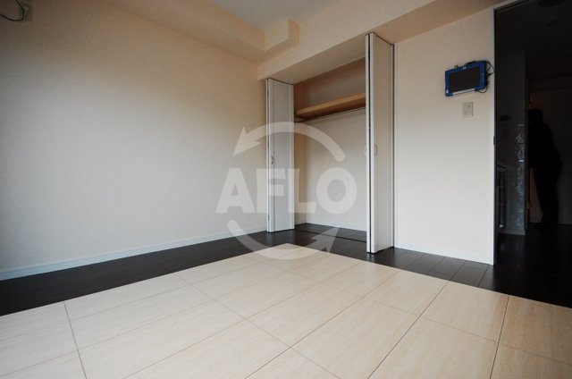 収納　モンサンミッシェル北浜　収納