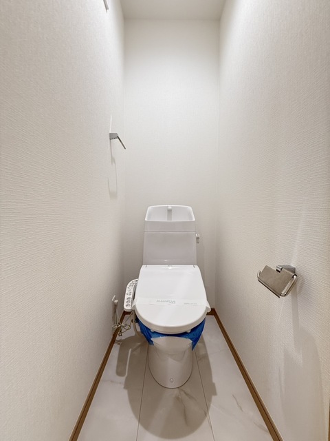 トイレ　別部屋参考写真です