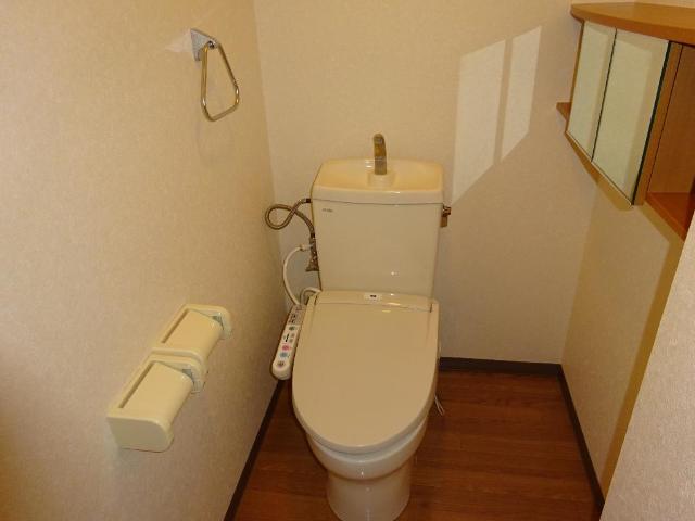 トイレ　シャワー付トイレ