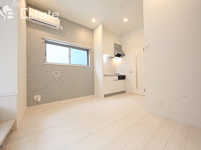 居室・リビング　内装