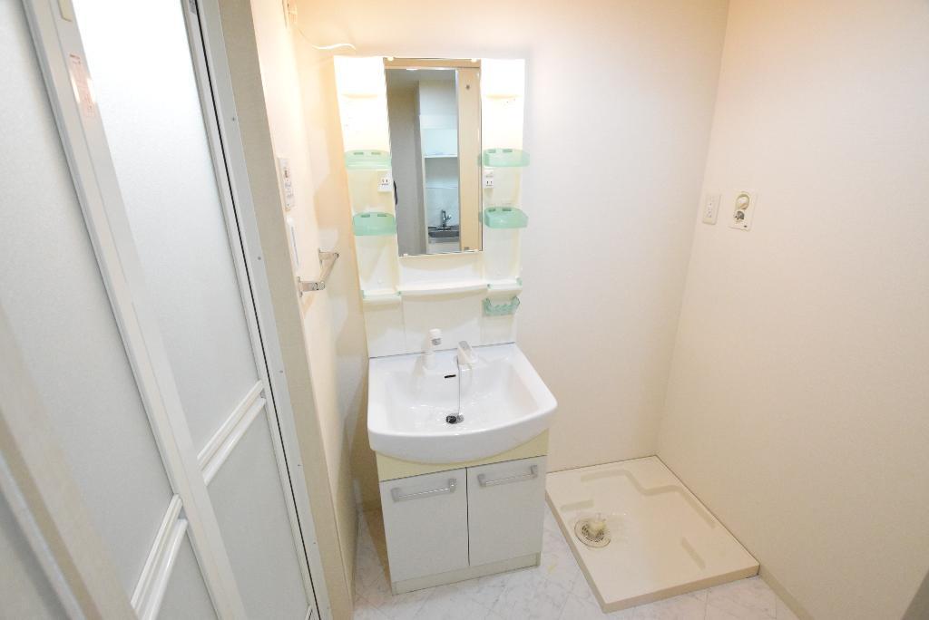 洗面設備　洗髪洗面化粧台