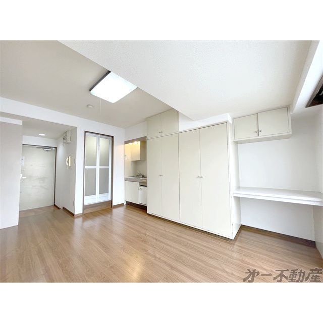 建物外観　洋室