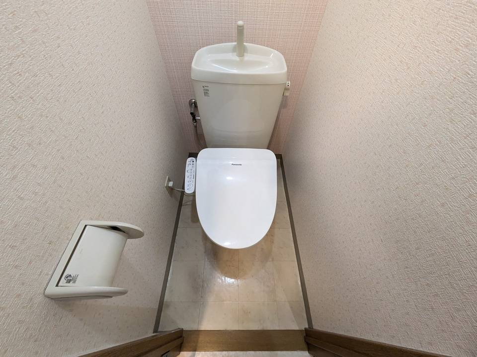 トイレ　トイレ
