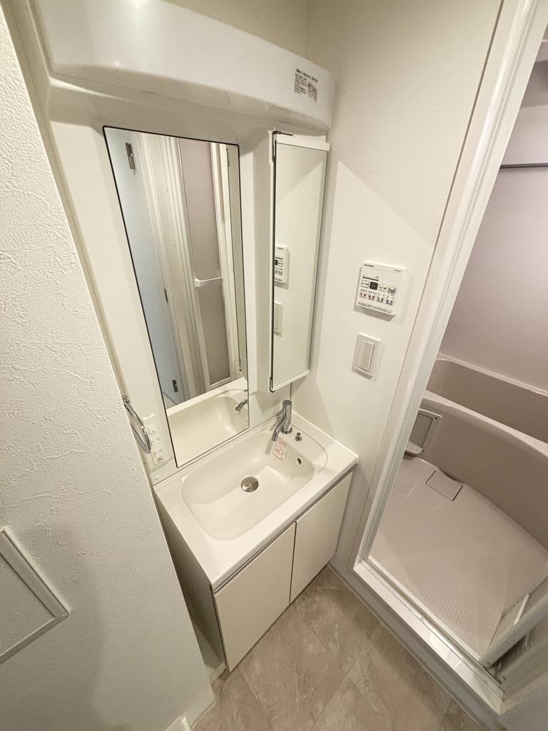 洗面設備　同間取り別室の写真になります