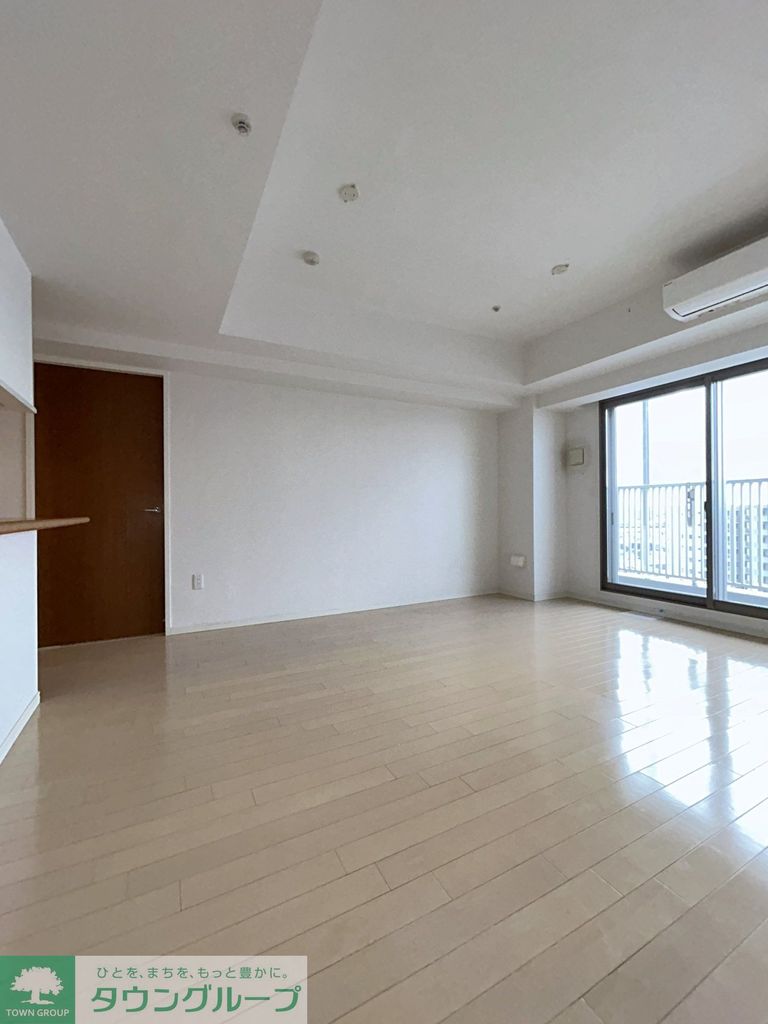 居室・リビング　リビングダイニング約11.9帖（クリーニング前）