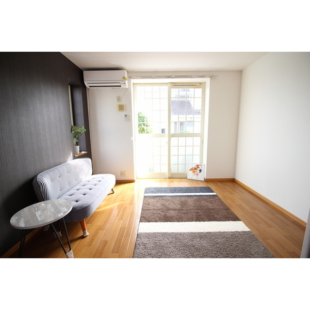 居室・リビング　家具はイメージになります。