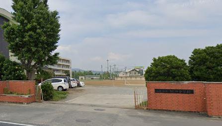 中学校　石巻市立蛇田中学校（中学校）まで2700m