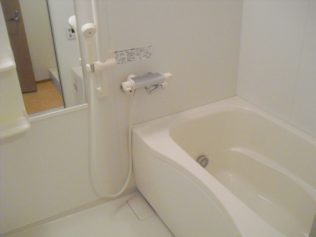 バス・シャワールーム　浴室追焚機能付きバスルーム