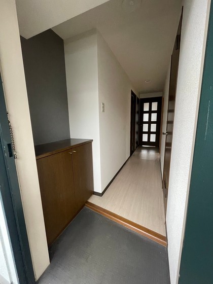 玄関　※別号室のお写真です