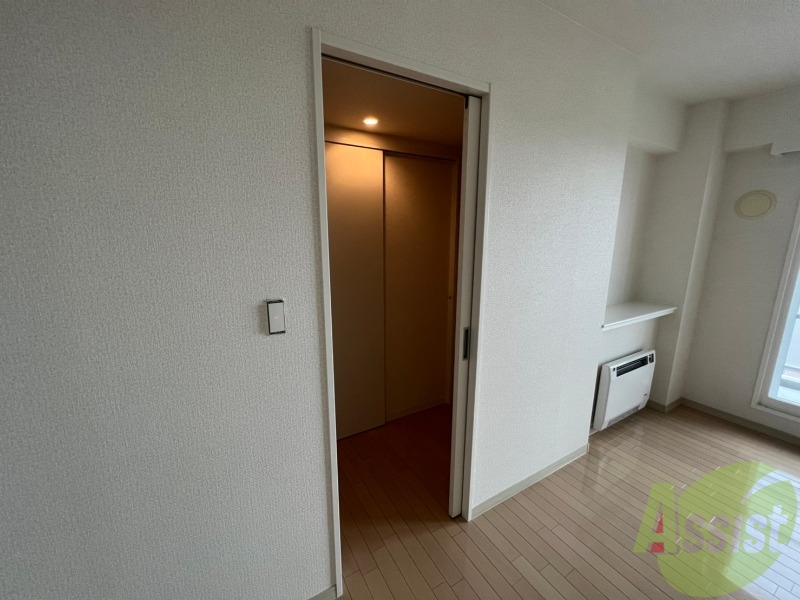 収納　クローゼットがありました。お洋服や荷物はここへ