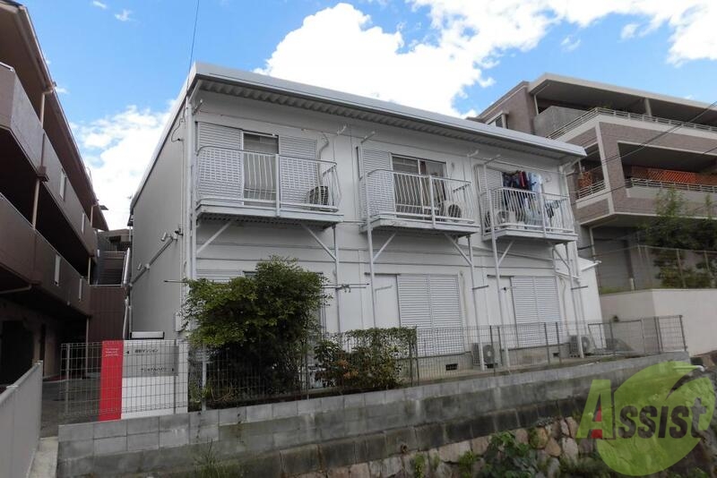 建物外観　可愛いタイプのハイツです