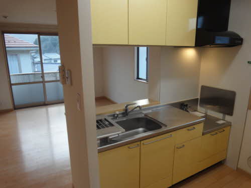 キッチン　同物件別号室