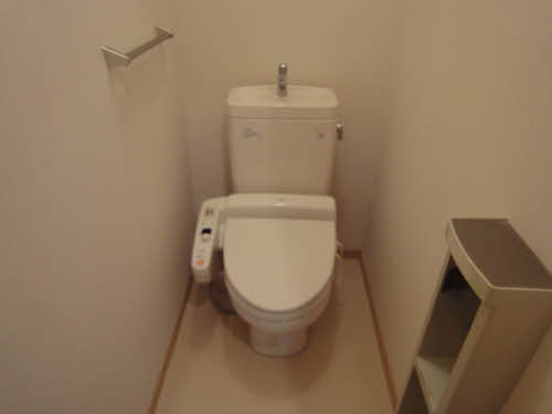 トイレ　同物件別号室