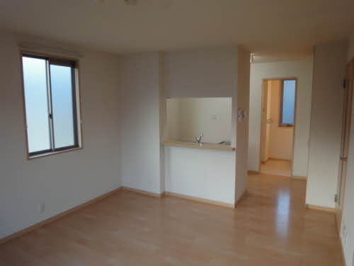 居室・リビング　同物件別号室