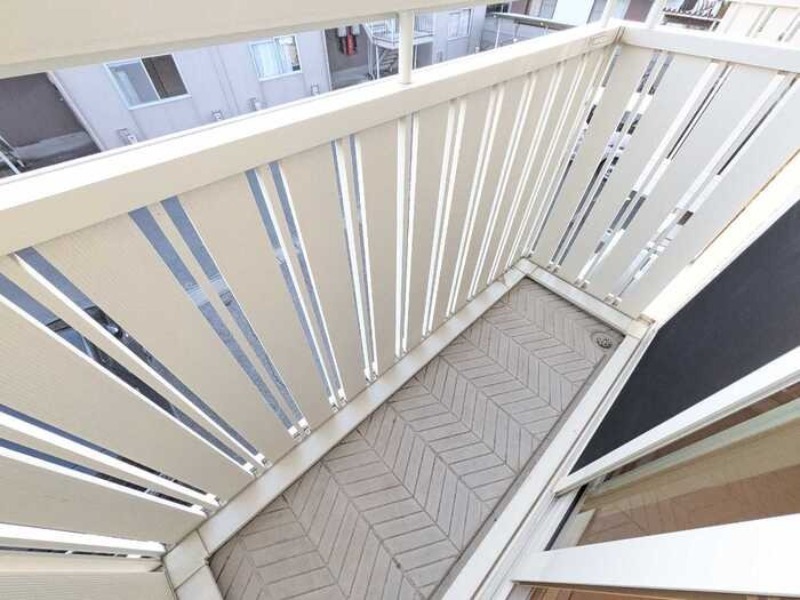 バルコニー　図面と現状に相違がある場合には現状を優先