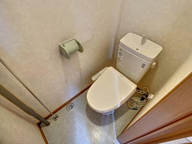 トイレ　トイレ