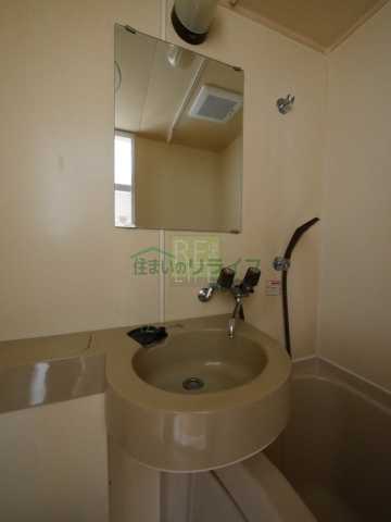 洗面設備　別間取り参考写真