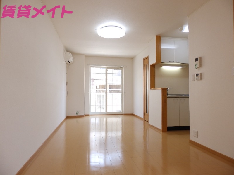 居室・リビング　同タイプ部屋写真です。