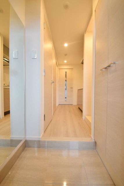 玄関　同シリーズ