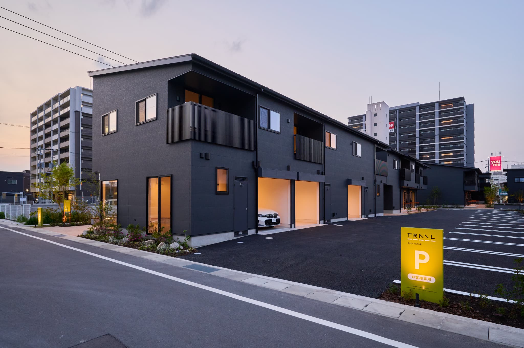 駐車場　駐車場