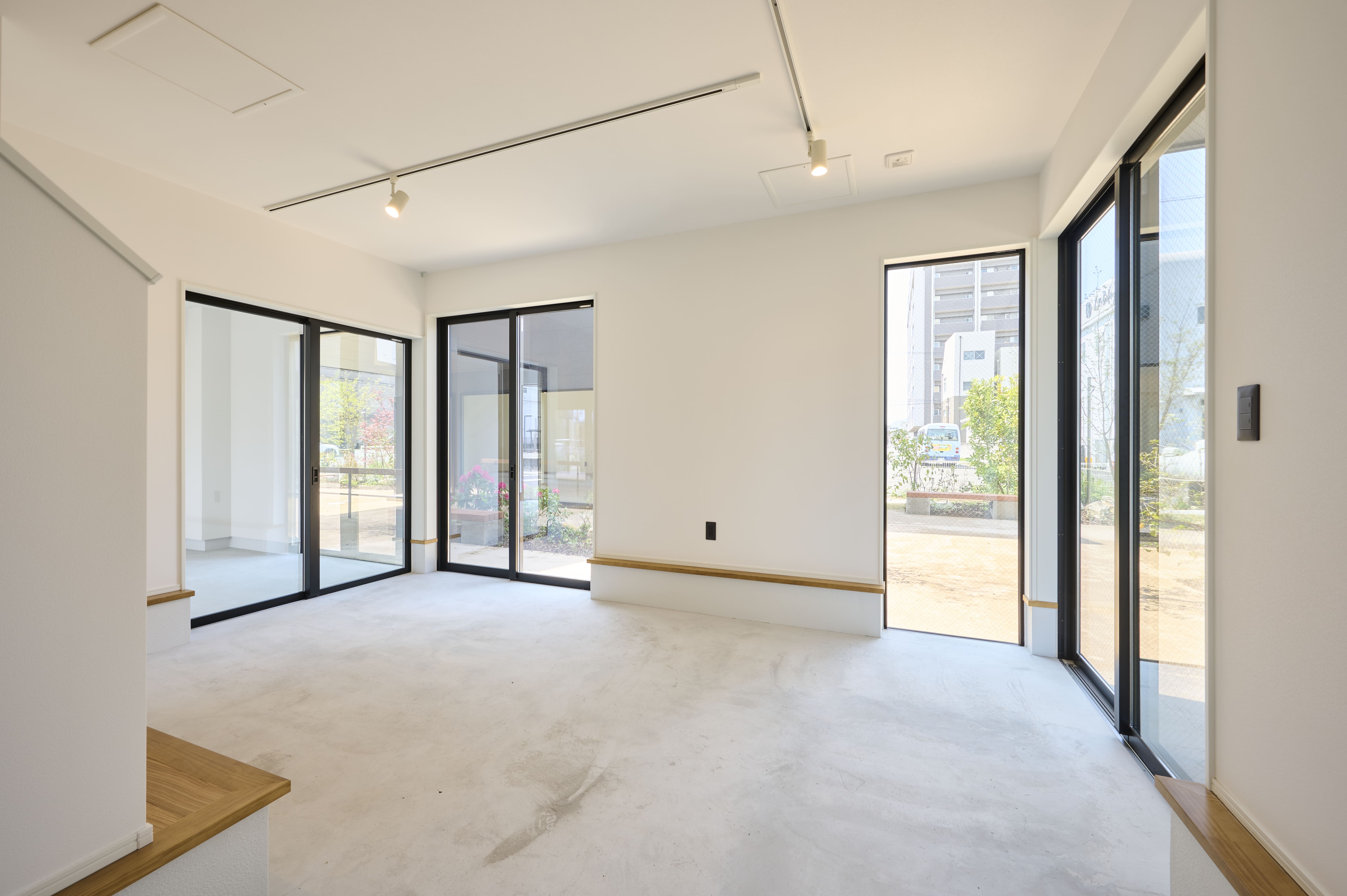 玄関　1階土間の別角度