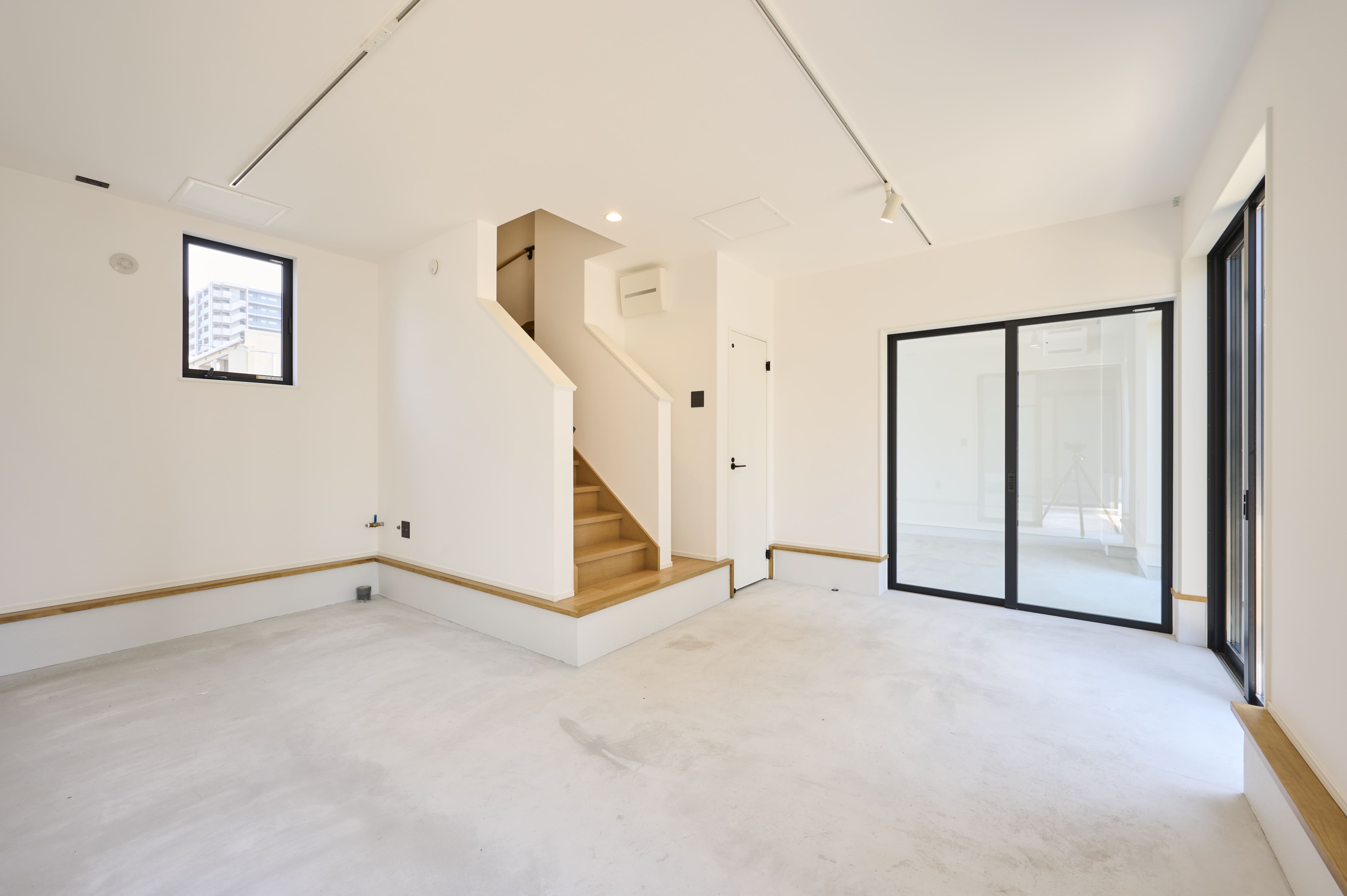 その他　1階土間の別角度