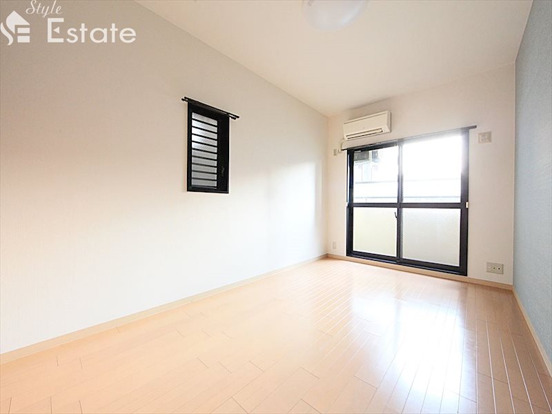 居室・リビング　内装