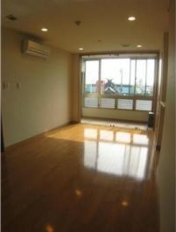 その他部屋・スペース　★洋室広めな１０帖★