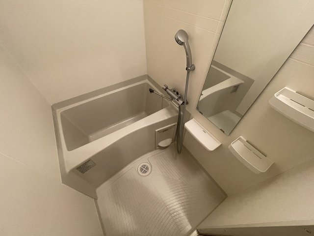 バス・シャワールーム　日々の疲れを癒すお風呂付です