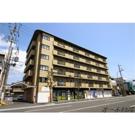 エントランス　建物外観