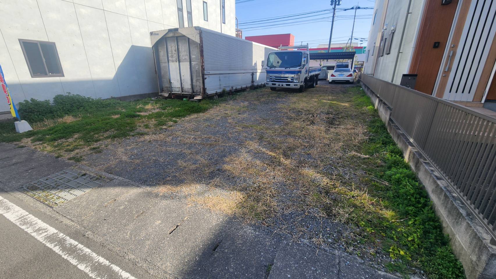 駐車場　※同敷地内の物件と共用になります。